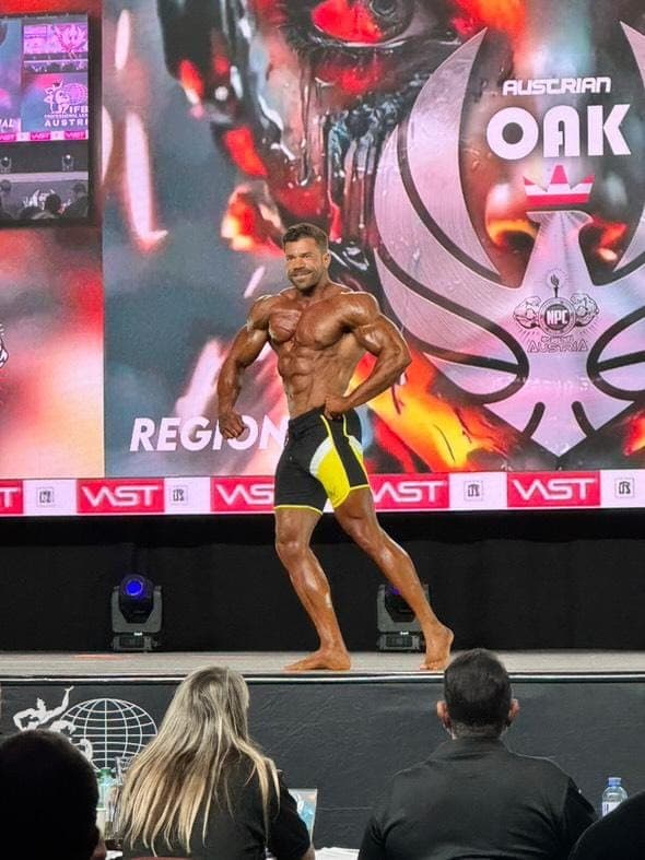 Michael Gagic on stage at the Austrian Oak